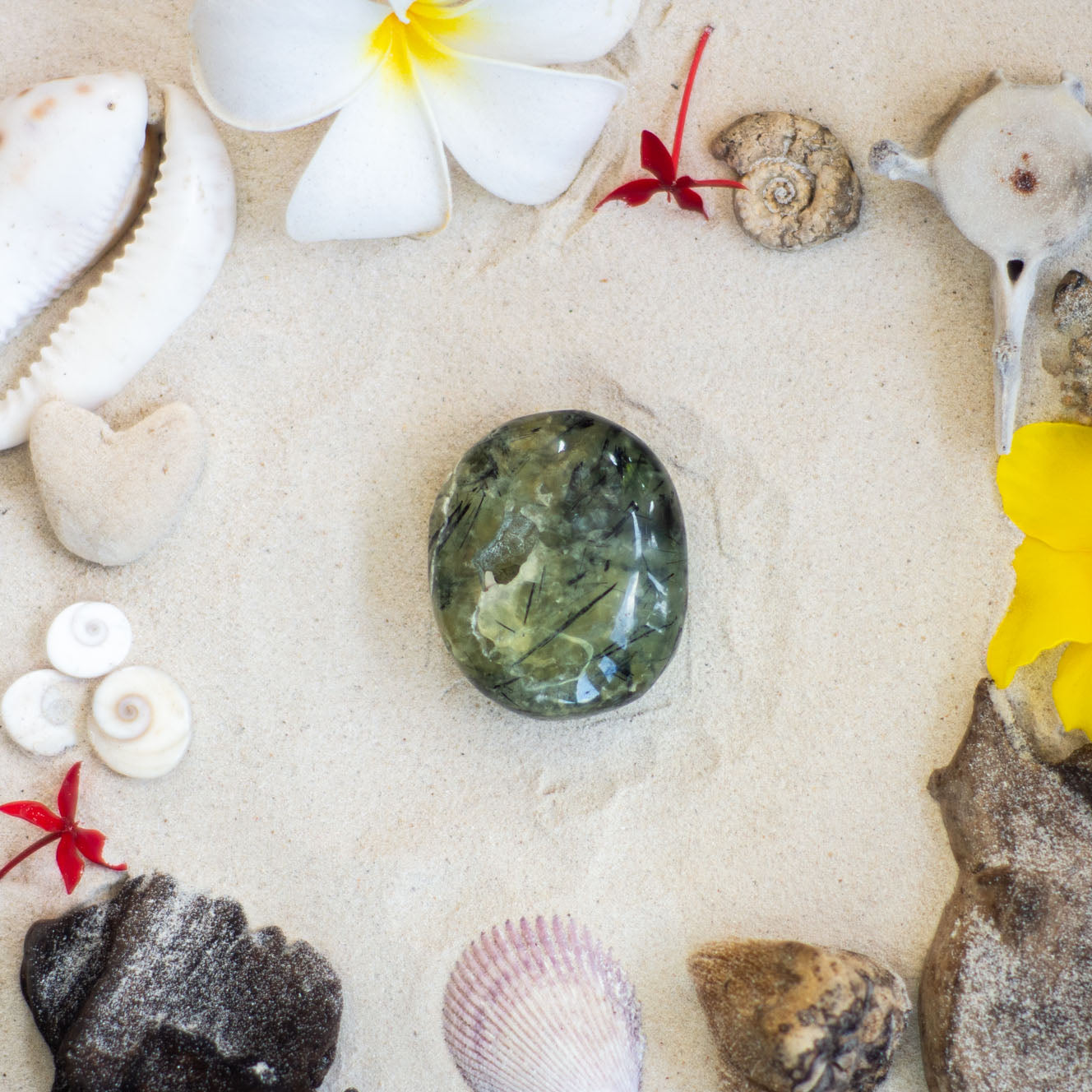 Prehnite Palmstone