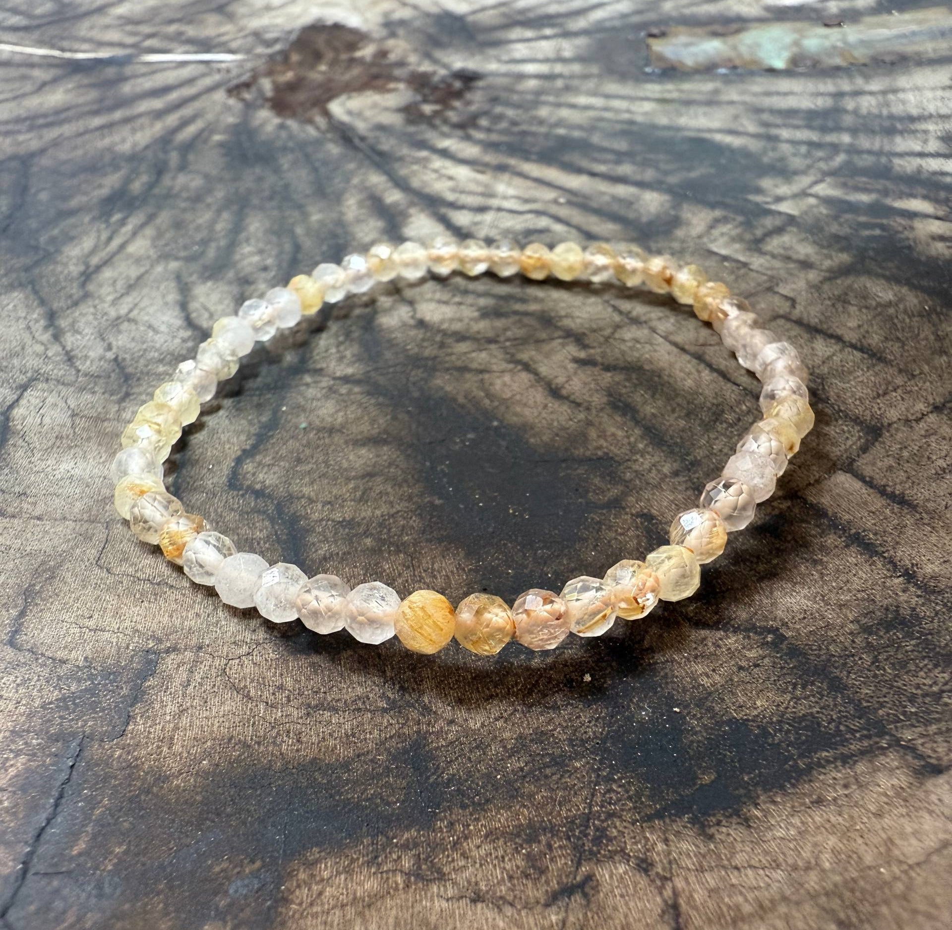 Gold Rutilated Quartz 4mm
