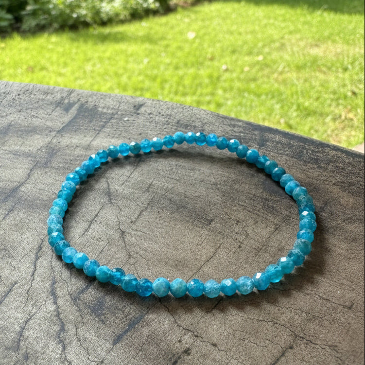 Apatite Natural 4mm